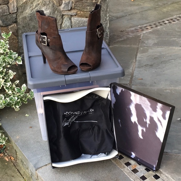 Donald J Pliner Zerli Vintage Brown Booties - Picture 10 of 11